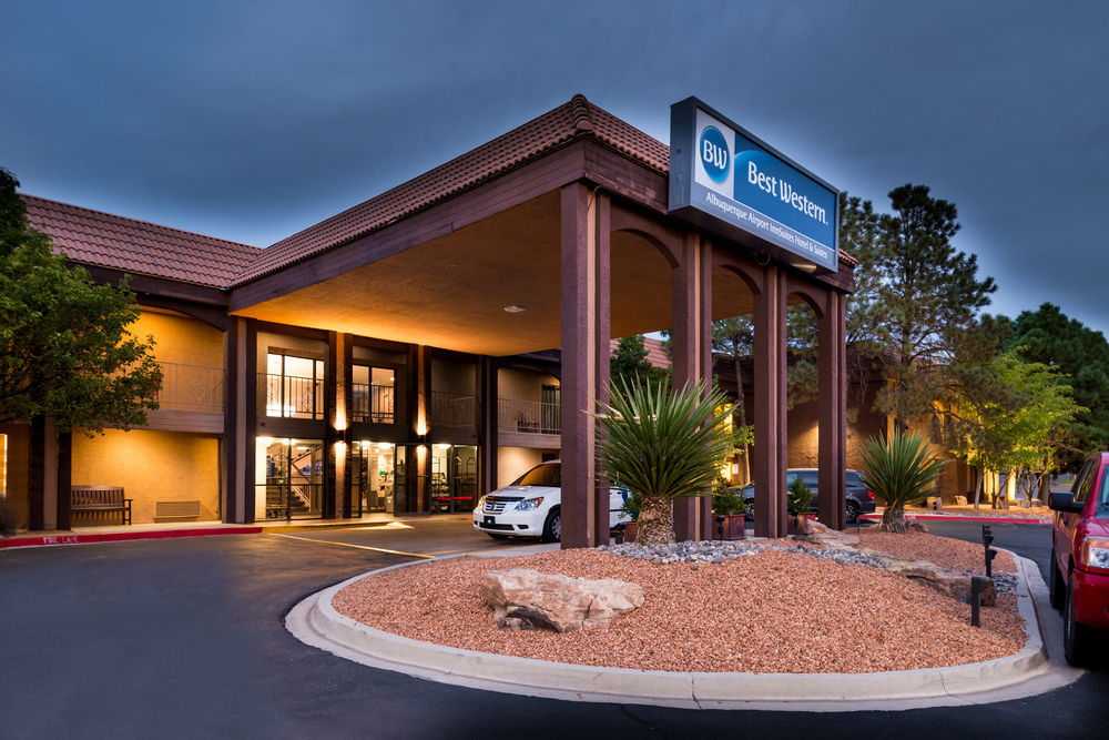 Best Western Airport Albuquerque InnSuites Hotel&Suites Exterior foto